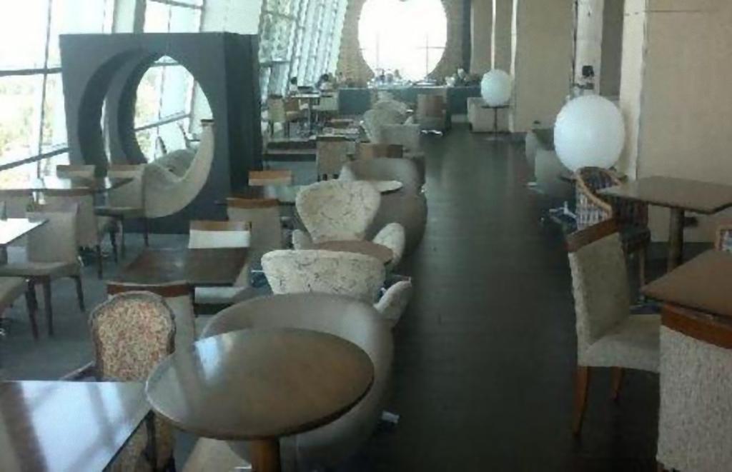 Hotel Dreams バルジビア エクステリア 写真 The interior of the restaurant