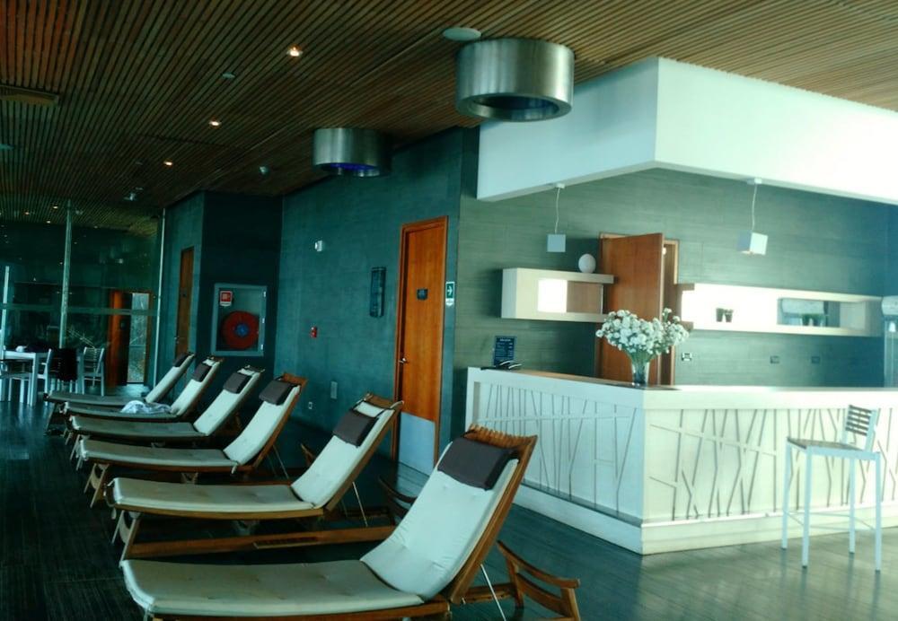 Hotel Dreams バルジビア エクステリア 写真 The interior of the lounge