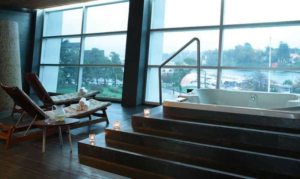 Hotel Dreams バルジビア エクステリア 写真 The spa at the InterContinental Sanctuary Cove Resort
